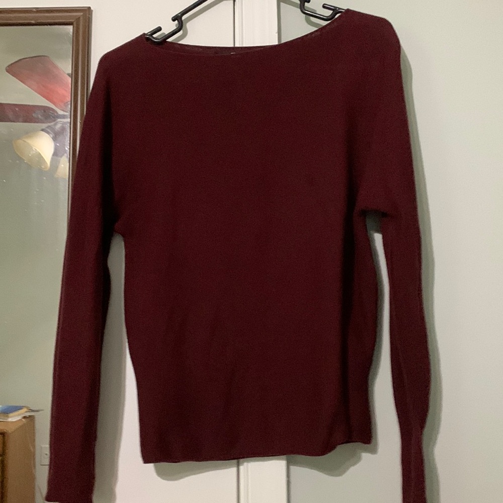 Crew neck Sweater. Uniqlo
